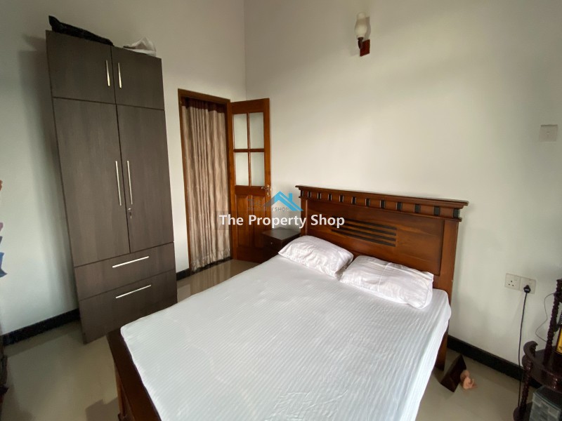 ull; 16 Perch house in "peradeniya "Kandy. ull; 4 Bedrooms with 4 bathrooms Living, Dining and Kitchen Area.ull; Parking available for 4 vehicles in front space.ull; Water, Electricity, Telephone facilities are available.ull; 12F road access to the property.ull; Documents in order.ull; Good neighbourhood.ull; Quiet natural surroundings.ull; Easy access to peardeniya town.ull; Taxi Stand, Shops, mini Supermarkets,Bank: 5 minutes.ull; Easy access to "peradeniya Town" only 10 minutes away.                                                       ull; City limit in just:         peradeniya town : 7Km                 To kalugamuwa town: 800m        Distance from house to the main road: 800mCall us for an appointment to visit the propertPlease contact us for more Details: Hotline - 0815662566 / 0777 507 501Genuine buyers only.NO BROKERS PLEASE..